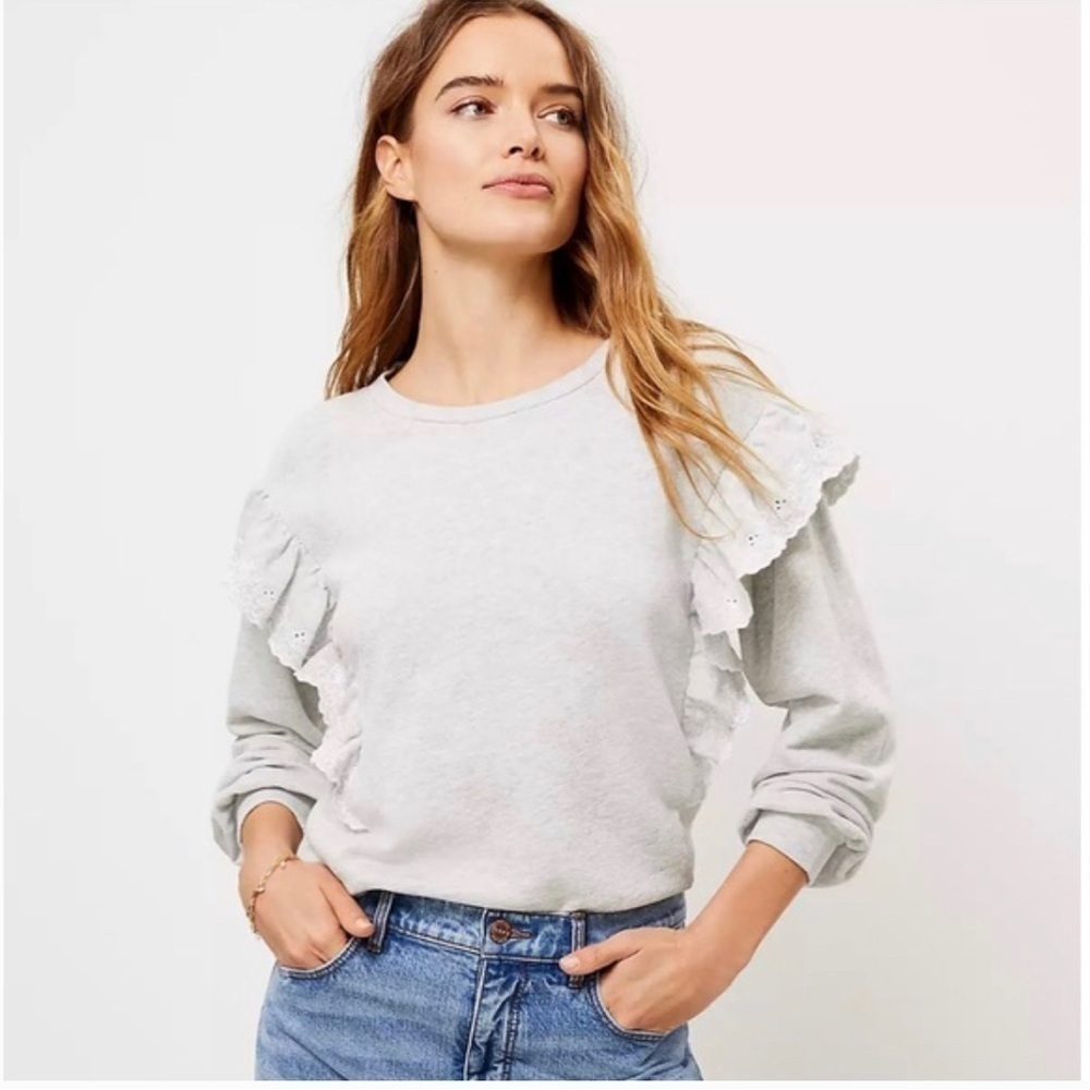 𝅺loft ruffle sweatshirt